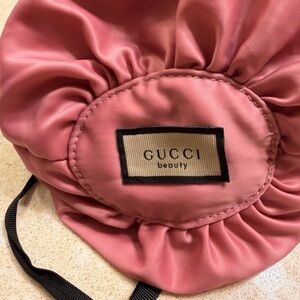 Gucci Satin Beauty Pouch in Pink